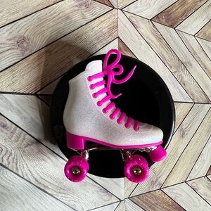 Bath and Bodyworks White and Pink Roller Skate car scent holder